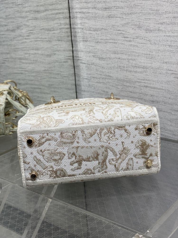 Gold Embroidered Top Handle Bag Style 1581531087
