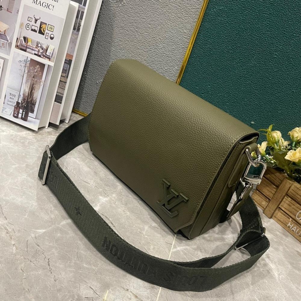 Stylish Leather Shoulder Bag 22x16.5x7cm