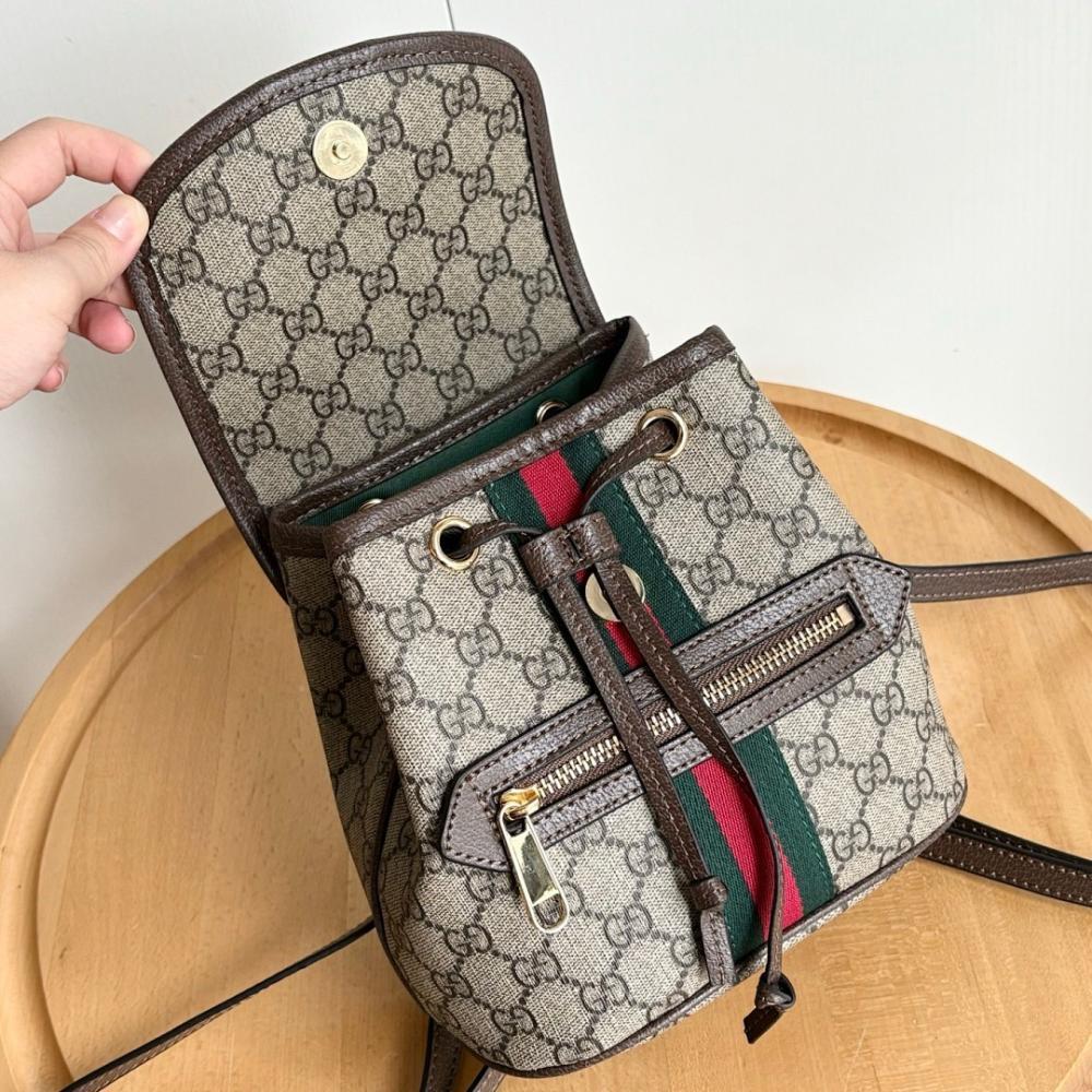 Modern Italian-Inspired Crossbody Bag 19.5x20x12.5cm