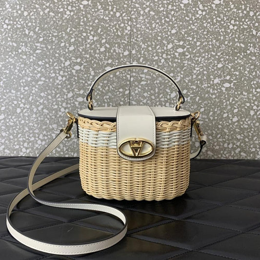 Top Handle Bag Style 22550071