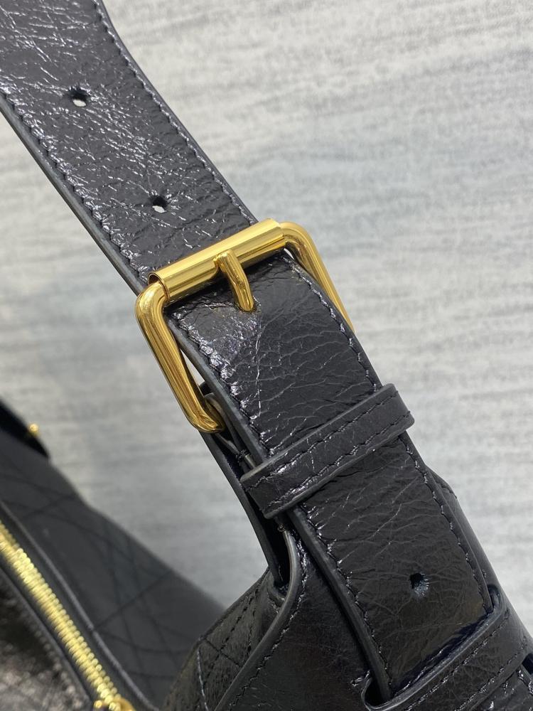 Top Handle Bag Style 1002526540
