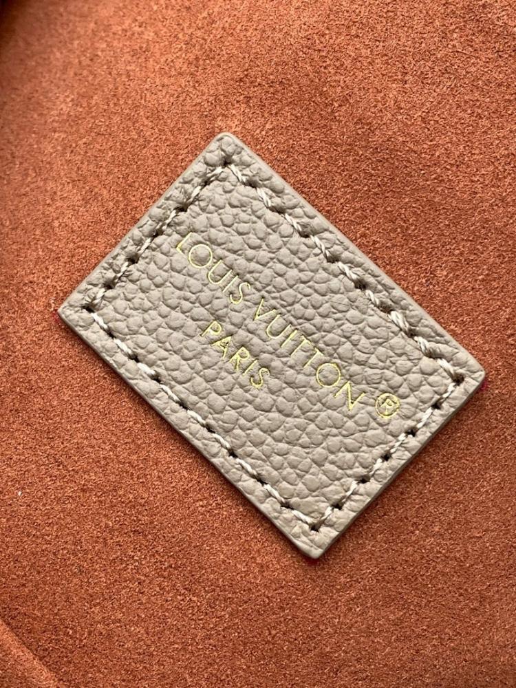 Modern Italian-Inspired Monogram Leather Top Handle Bag 32x26x5cm
