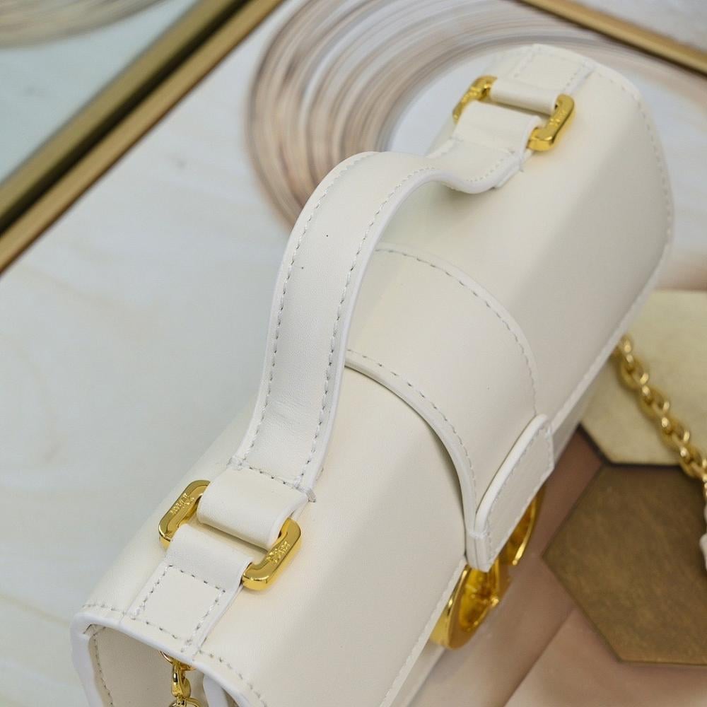 Elegant Leather Crossbody Bag 20x10x4cm