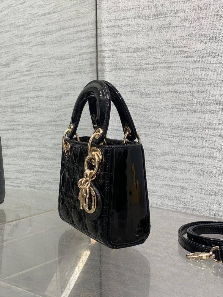Classic Top Handle Bag Style 1683094295