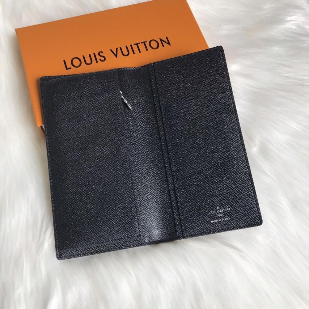 Modern Elegant Leather Wallet 19x10cm
