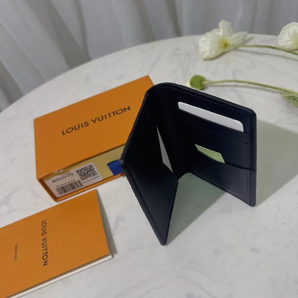 Modern Calfskin Wallet 8x11x1cm