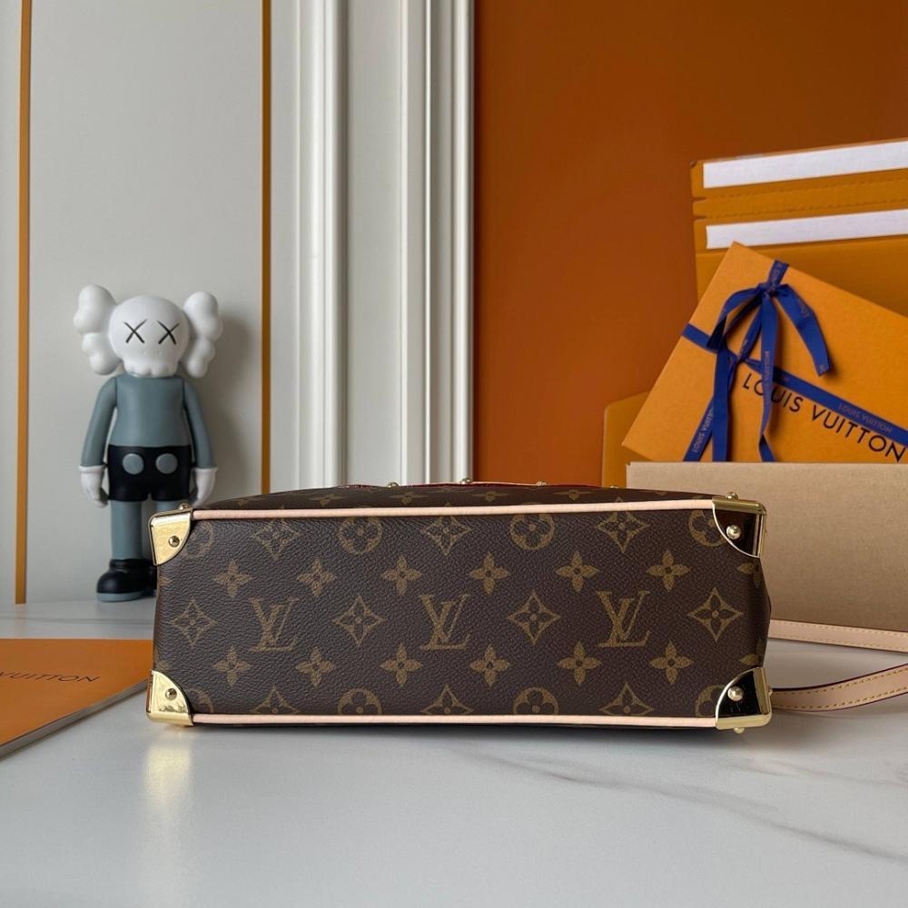 Modern Refined Studded Leather Crossbody Bag 27x14x10cm