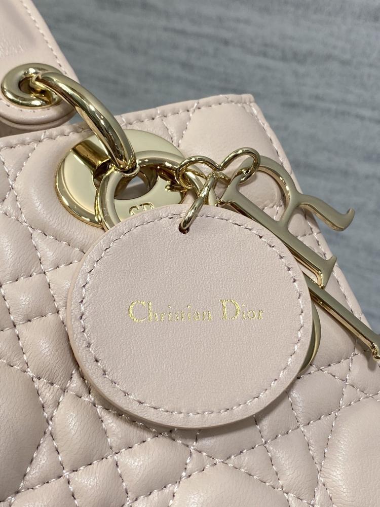 Elegant Top Handle Bag Style 1679482580