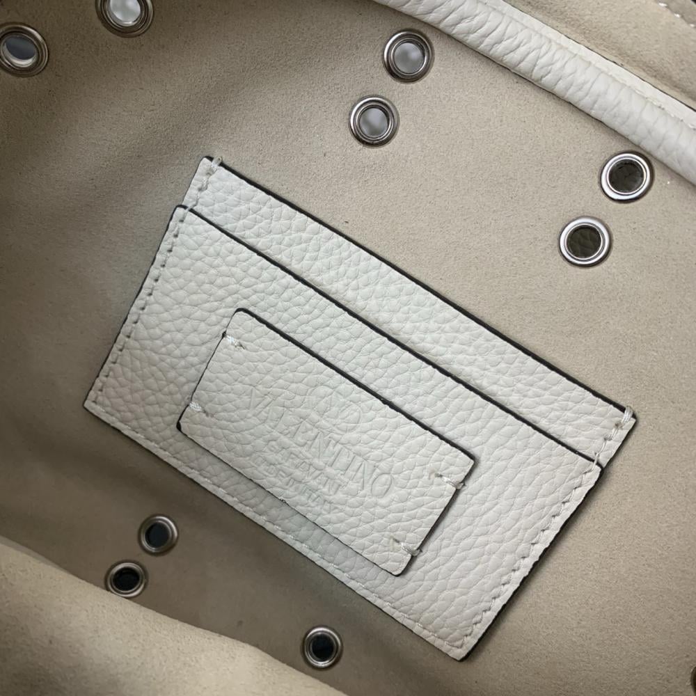 Studded Shoulder Bag Style 1216181744