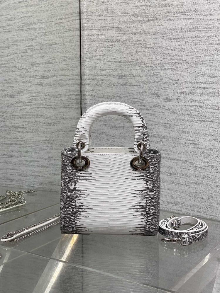 Classic Top Handle Bag Style 1328086070