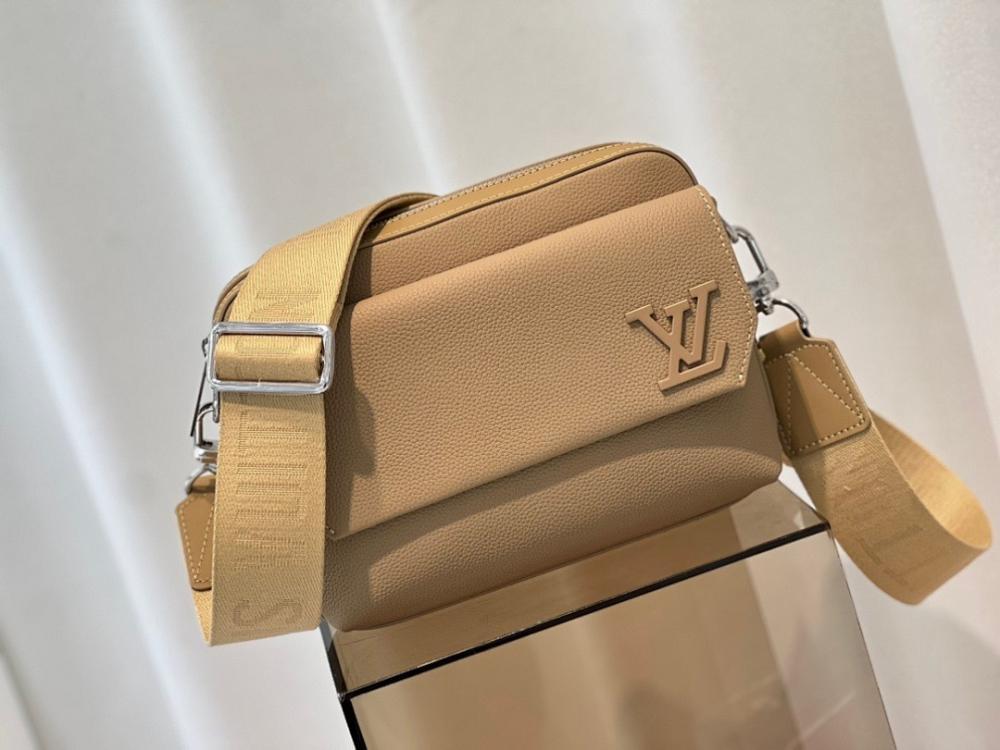 Stylish Refined Leather Crossbody Bag 23.5x18x7cm