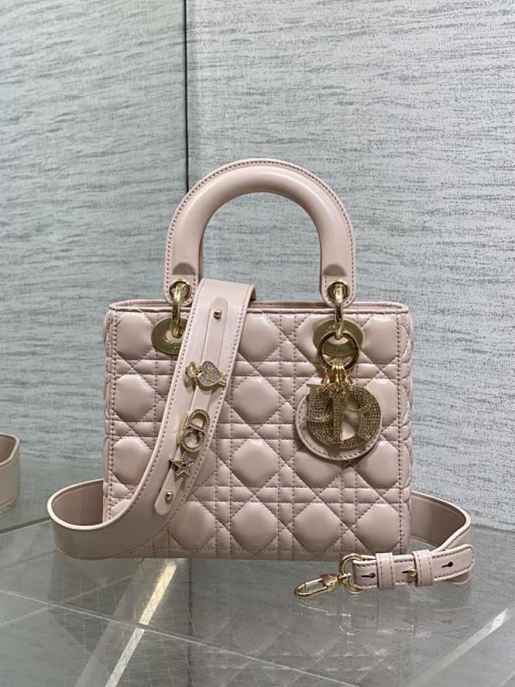 Top Handle Bag Style 155700582