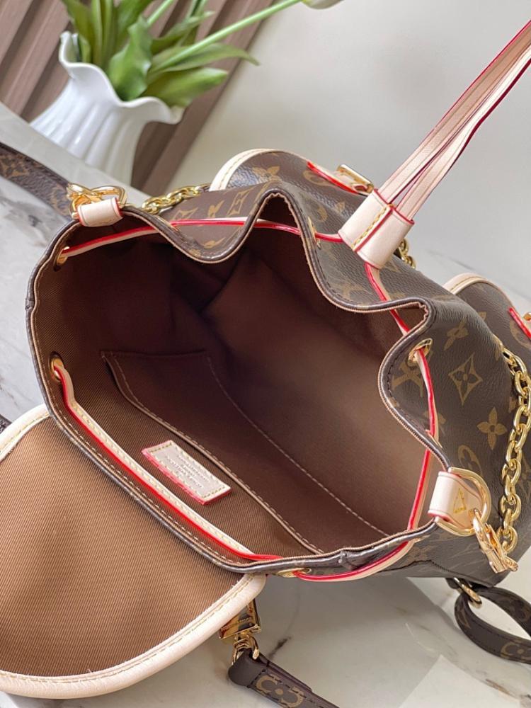 Stylish Refined Monogram Leather Crossbody Bag 21x23x10cm