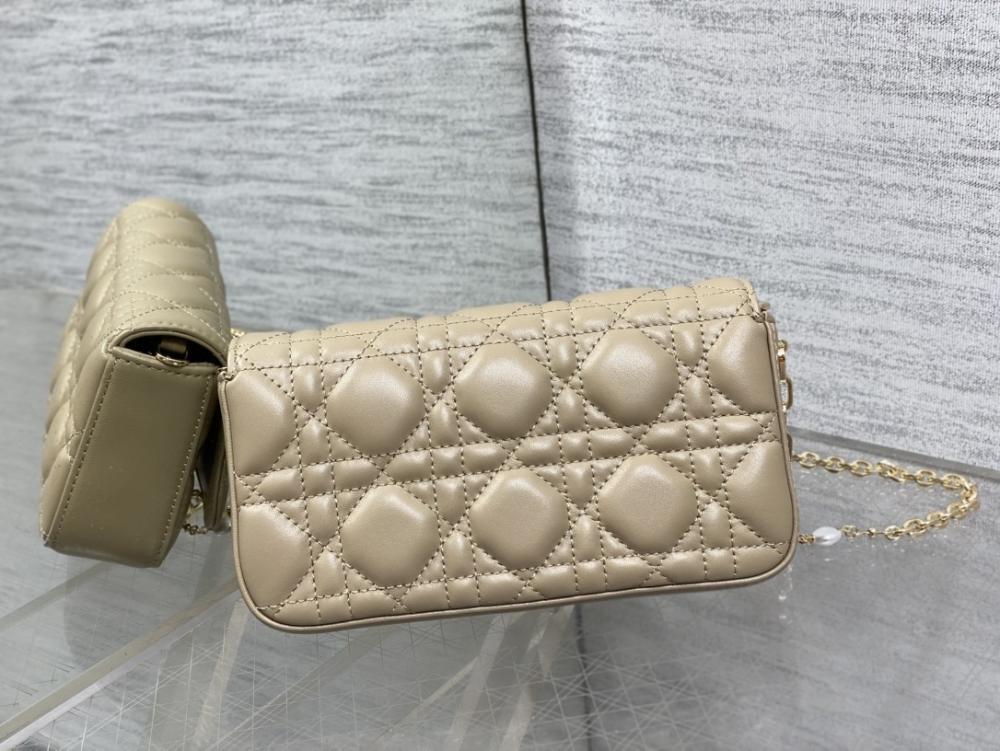 Top Handle Bag Style 580413539