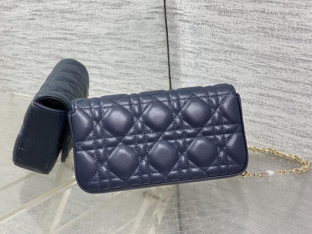 Top Handle Bag Style 720485750