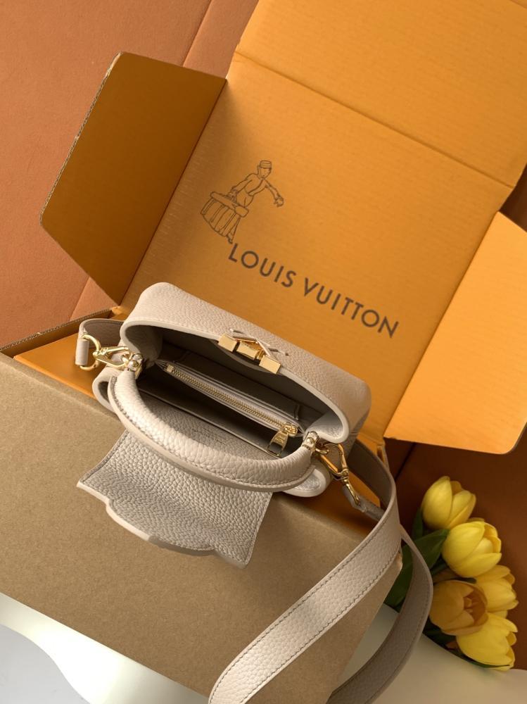 Leather Top Handle Bag Style 703201609