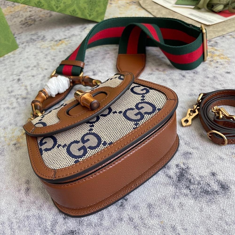 Modern Refined Top Handle Bag 17x12x7.5cm