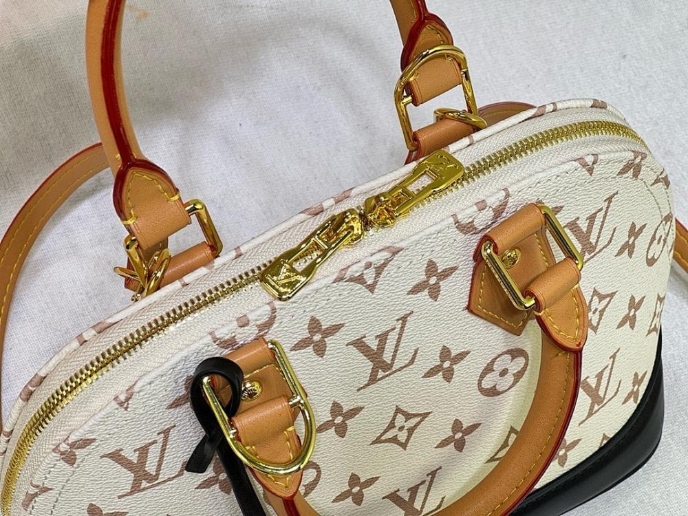 Luxury Stylish Leather Top Handle Bag 25x19x12cm