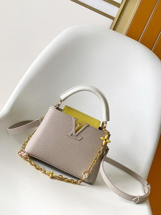 Wallet Style 672788980