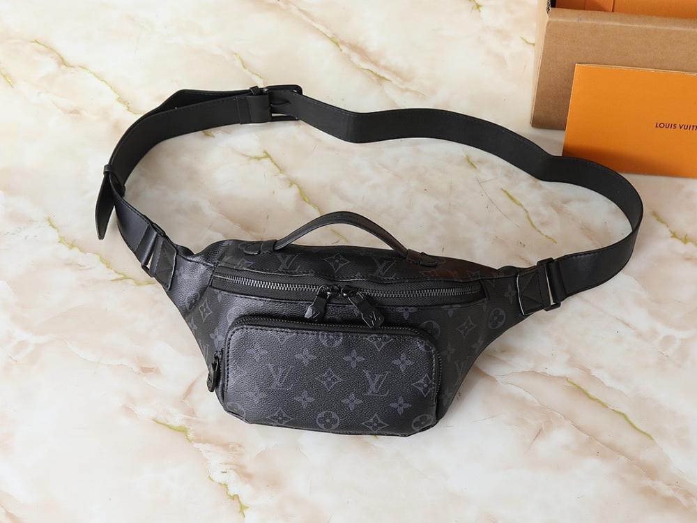 Modern Refined Monogram Shoulder Bag 30x15x8cm