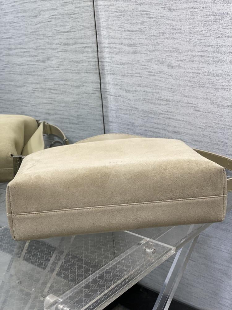 Hobo Bag Style 213269769