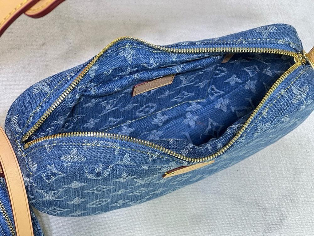 Stylish Refined Canvas Shoulder Bag 25x15x5cm