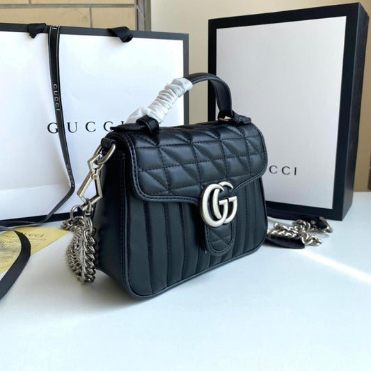 Elegant Top Handle Bag 21x15.5x8cm