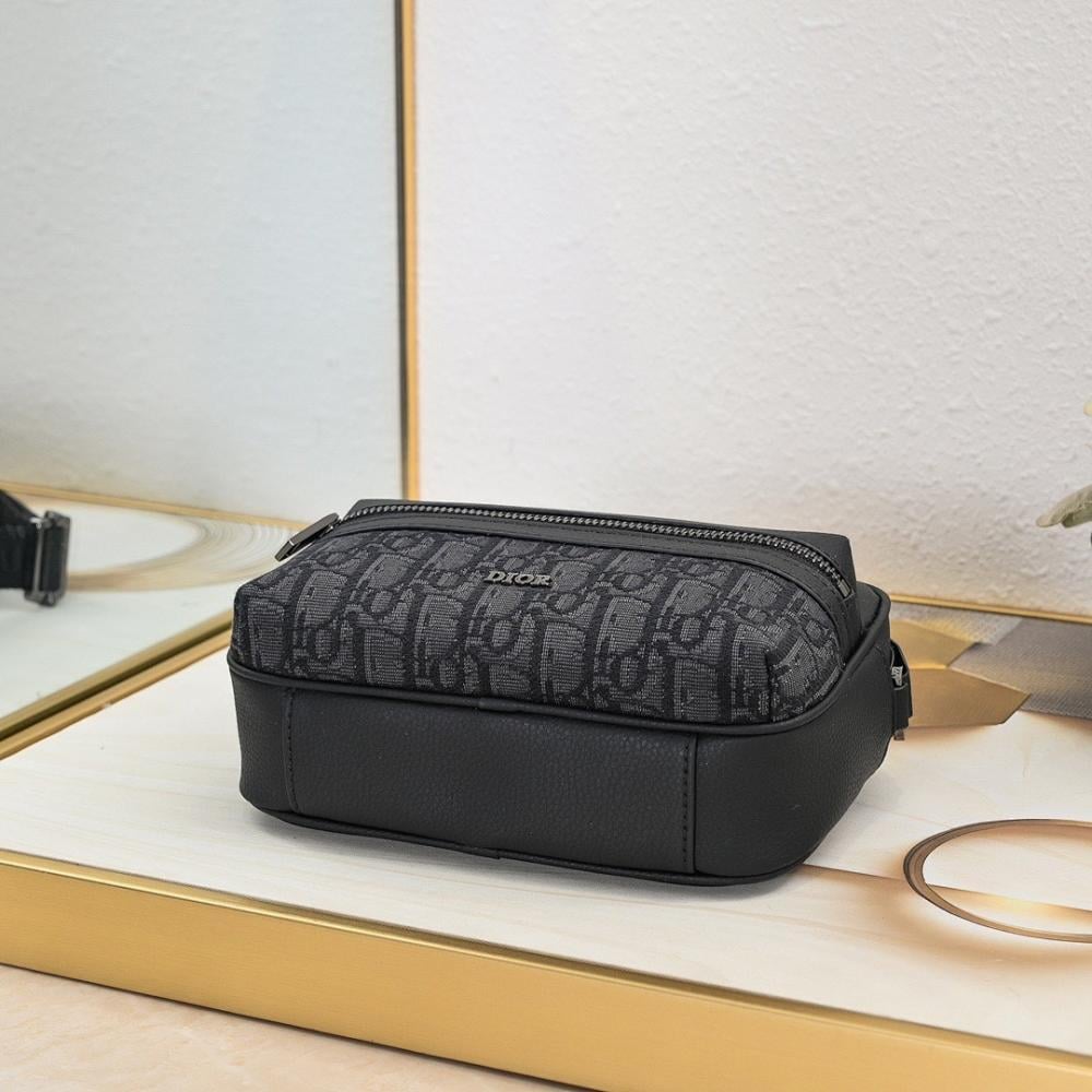 Elegant Refined Top Handle Bag 18.5x13.5x7cm
