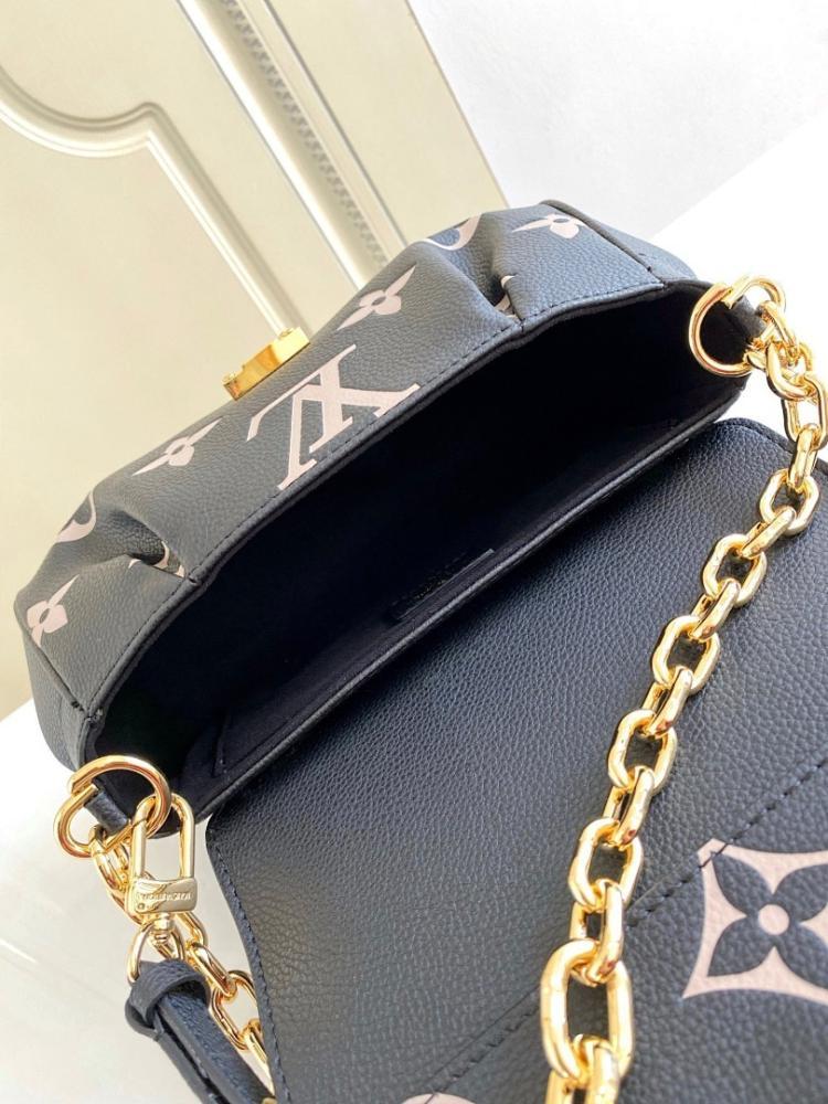 Elegant Leather Shoulder Bag 24x14x9cm