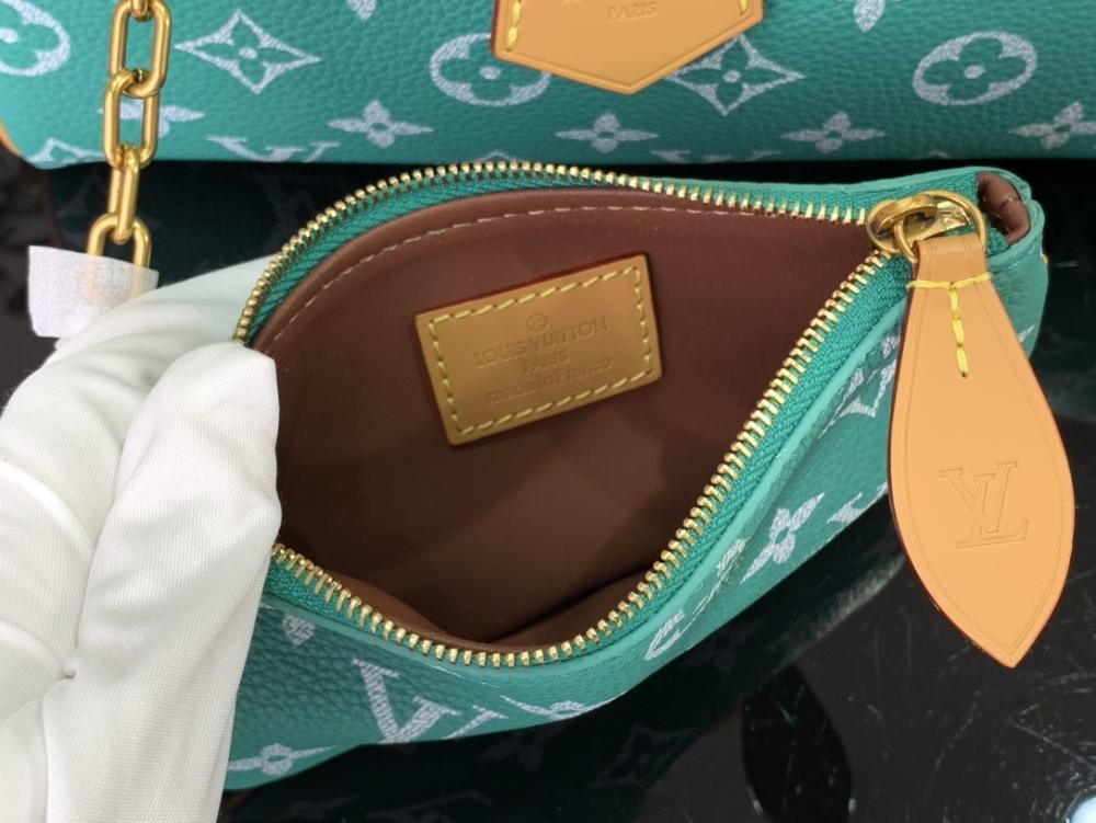 Classic Top Handle Bag Style 1445455471