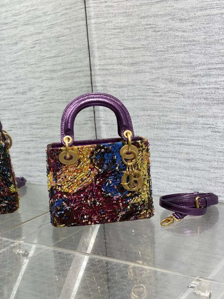 Embroidered Top Handle Bag Style 1065935794
