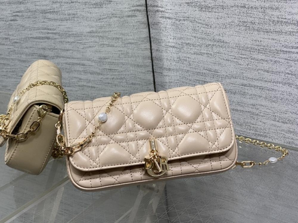 Elegant Top Handle Bag Style 574704416