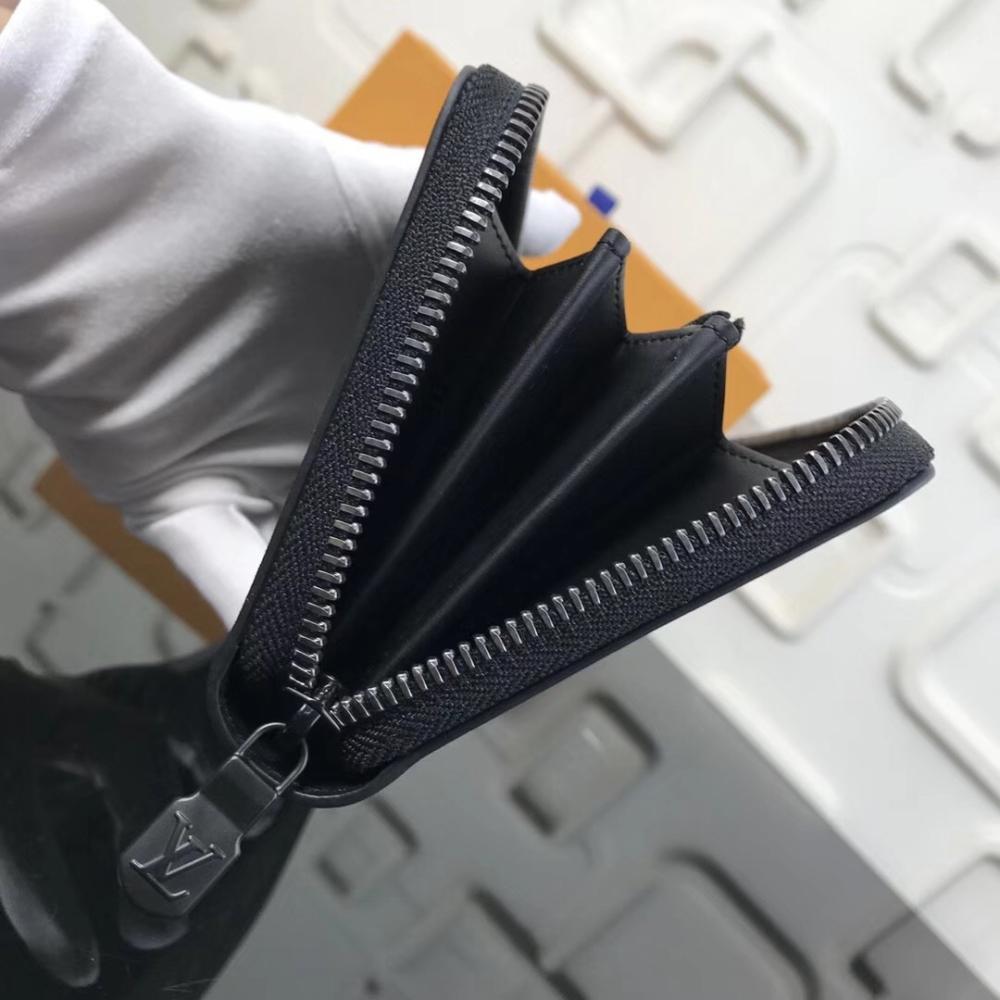 Wallet Style 185738058