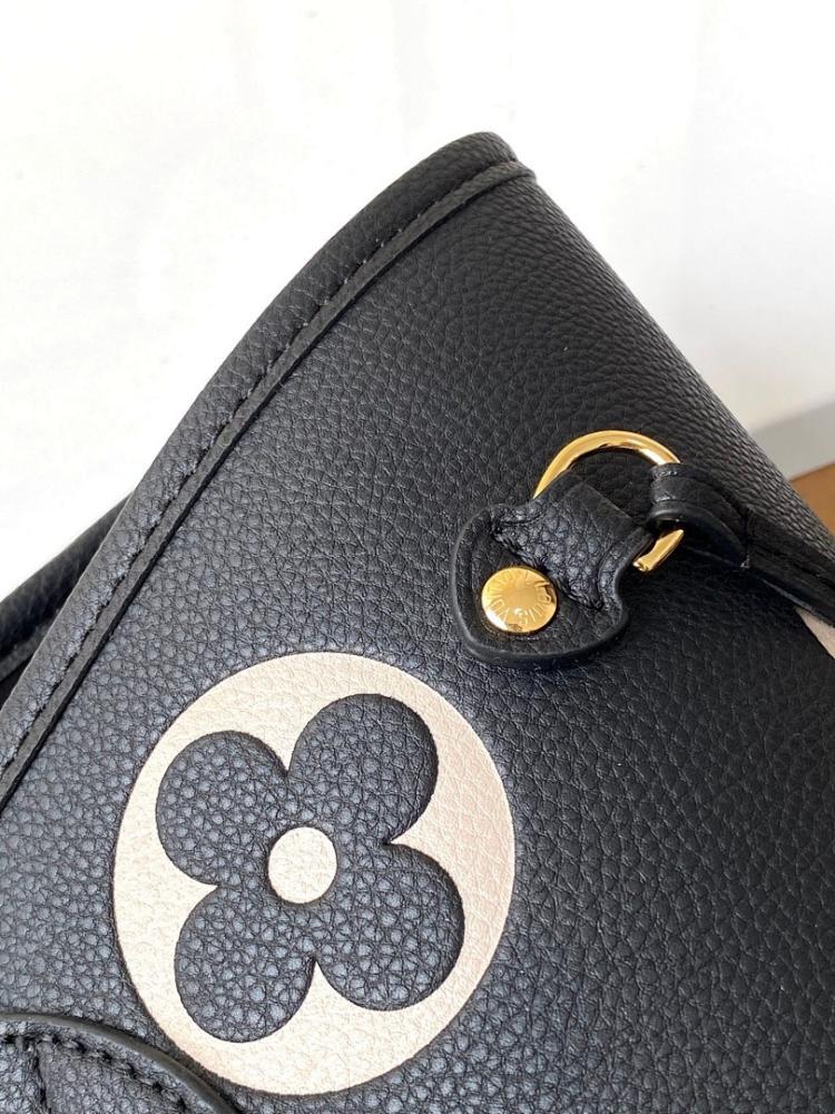 Classic Modern Leather Shoulder Bag 31x28x14cm