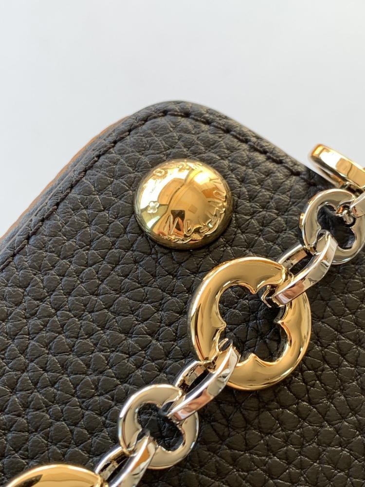 Classic Top Handle Bag Style 732639800