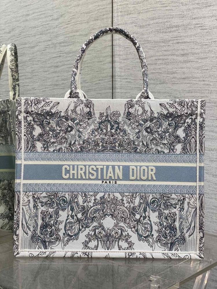 Embroidered Tote Bag Style 218978900