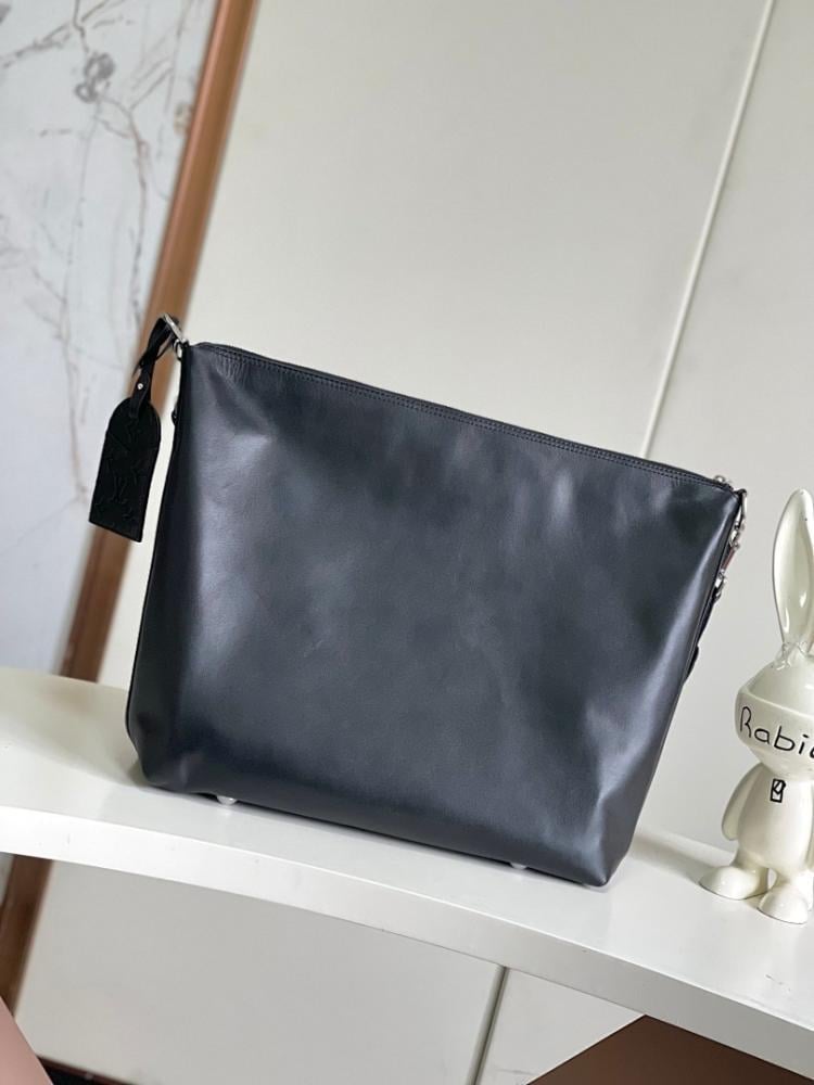 Classic Elegant Canvas Shoulder Bag