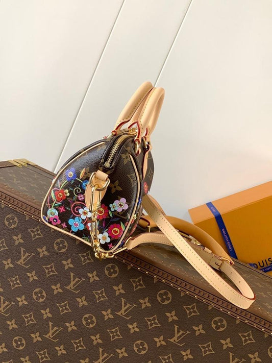 Classic Italian-Inspired Bag Pink