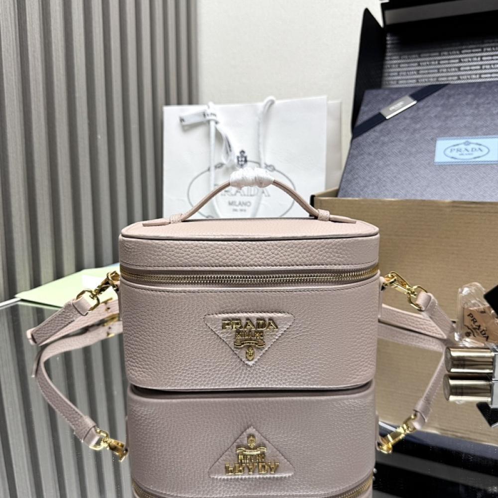 Top Handle Bag Style 407387960