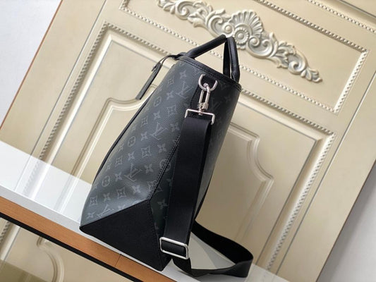 Stylish Refined Black Leather Shoulder Bag Black/White 43x34x17.5cm