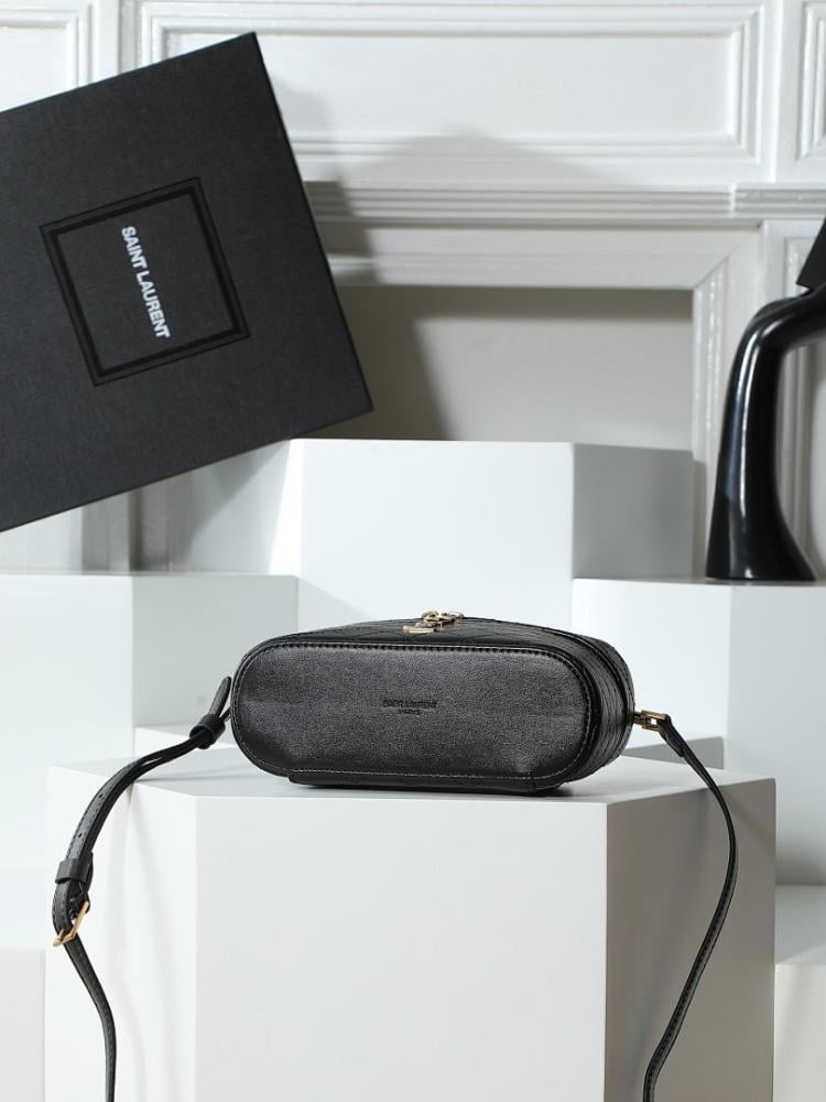 Modern Luxury Leather Shoulder Bag 18x11x6.5cm