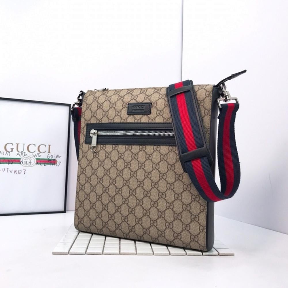 Classic Premium Crossbody Bag 27x28.5x5cm