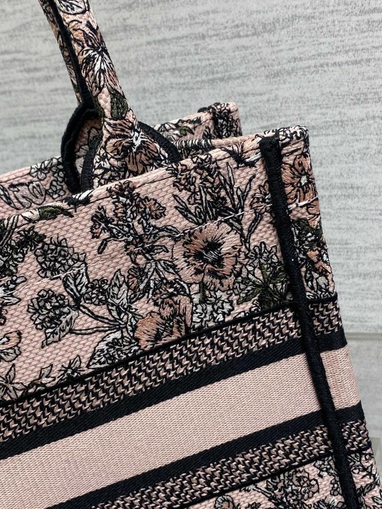 Top Handle Bag Style 941126543