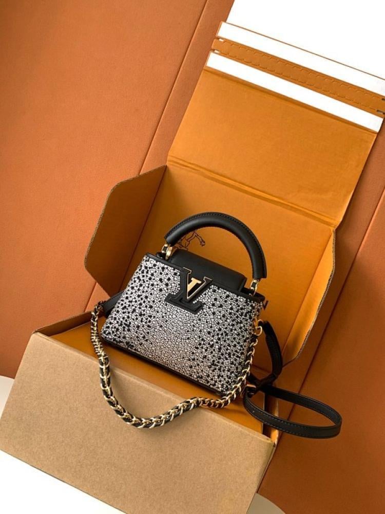 Crystal-Embellished Leather Wallet Style 1713797122