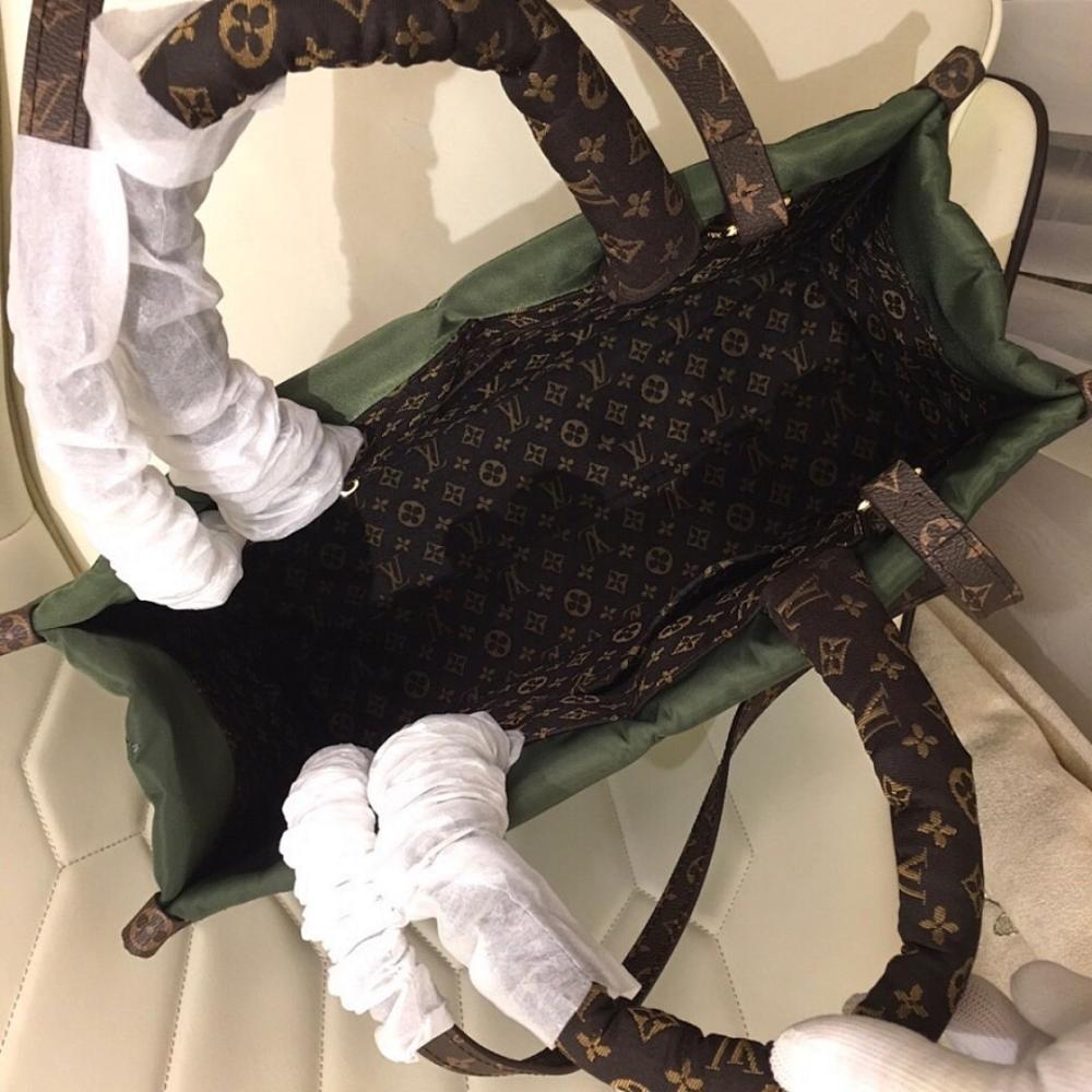 Modern Elegant Quilted Bag