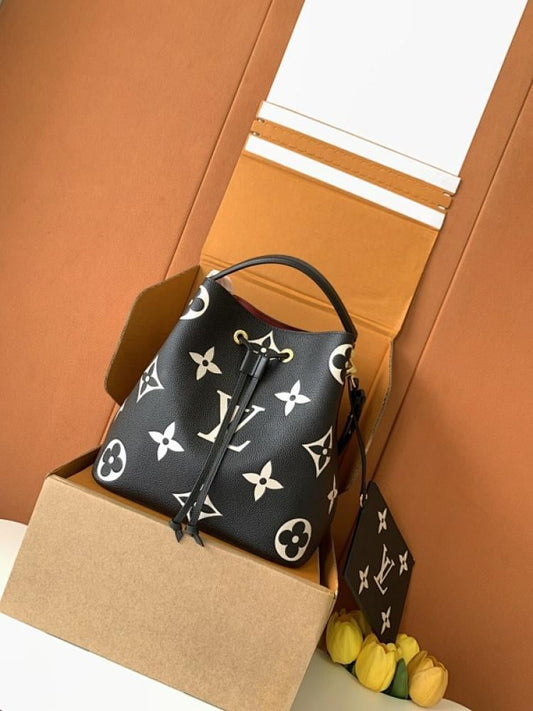 Top Handle Bag Style 557555515