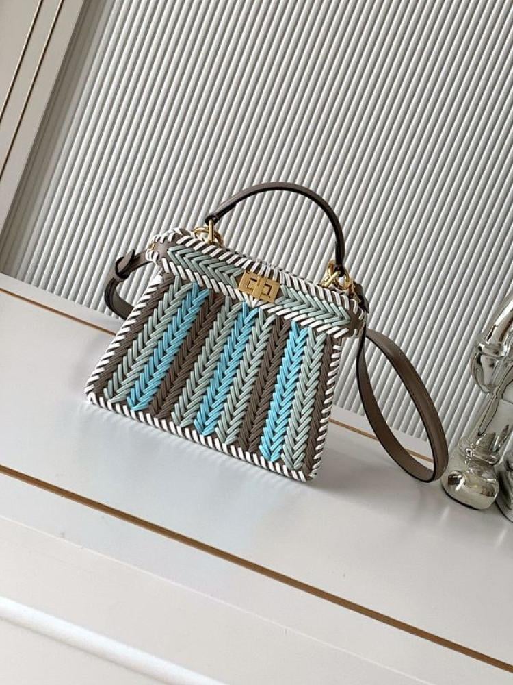 Leather Shoulder Bag Style 648307943