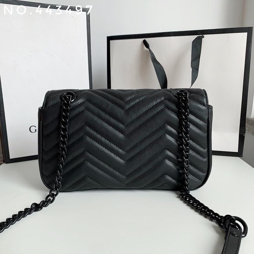 Elegant Shoulder Bag 26x7x15cm