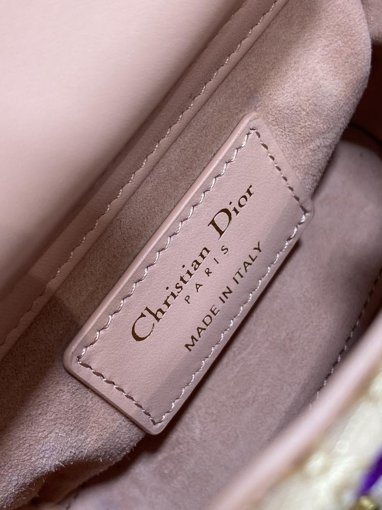 Wallet Style 834541095