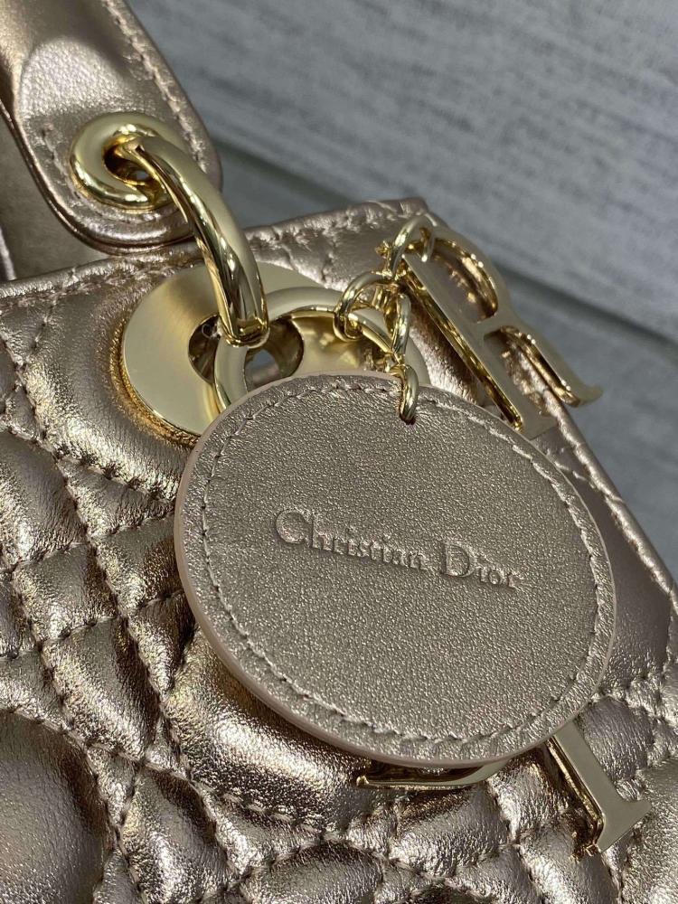 Classic Top Handle Bag Style 504850300